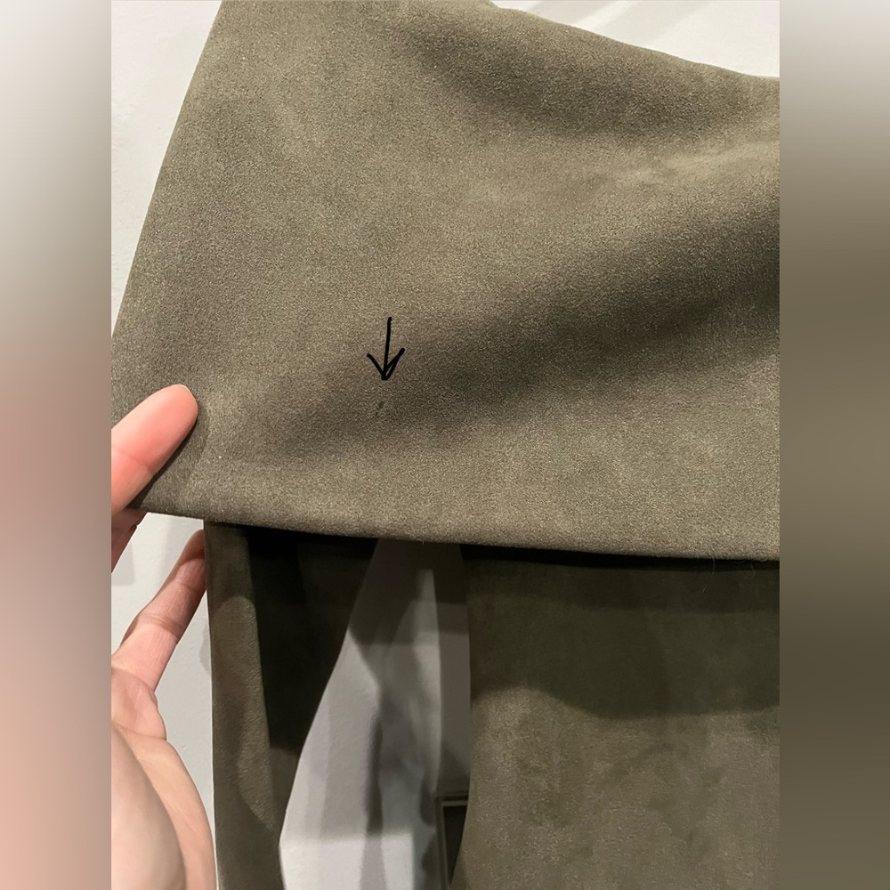 AKIRA OLIVE GREEN SUEDE OFF THE SHOULDER BODYCON MIDI DEESS - Picture 6 of 8